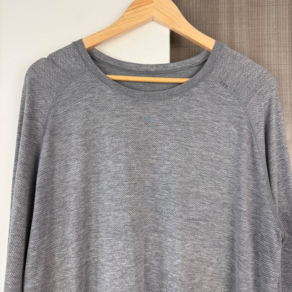Lululemon Grey Metal Vent Tech Long Sleeve Shirt Tee 2.0 Slate White Size XL - Picture 5 of 14
